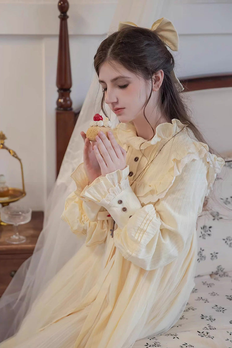 Ivory Sweet Nightgown with Ruffled Bow and Long Sleeves