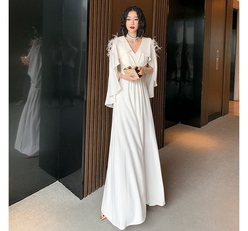 Cape-Sleeve V-Neck Gown Plain Silt Evening A-Line