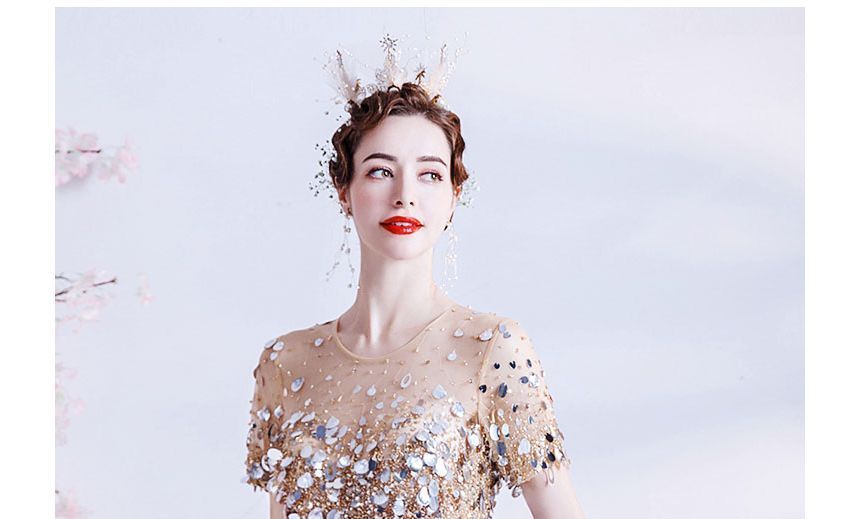 A-Line Sequin Mesh Gown Neck Short-Sleeve Crew Evening