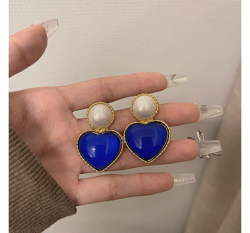 Drop Heart Two Earring Tone