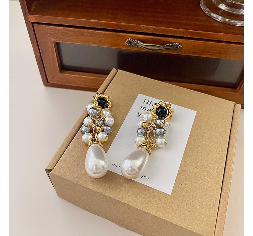Faux Earring Pearl Drop