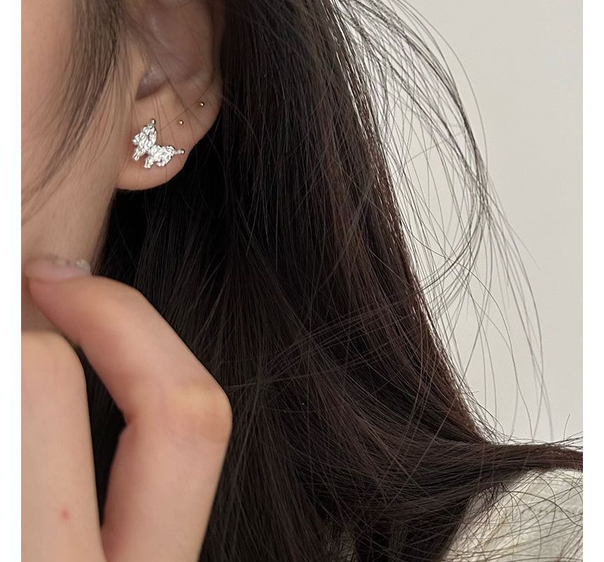 Butterfly Stud Ear
