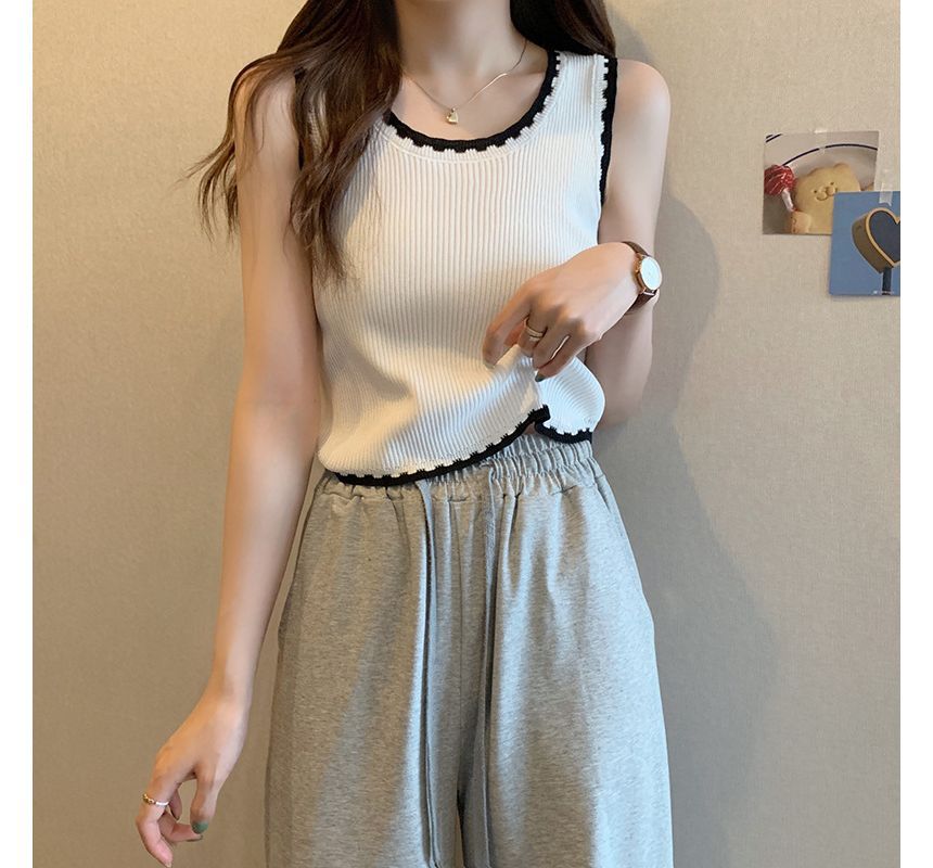 Tank Top Trim Contrast