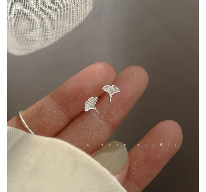 Silver Stud Earring Leaf