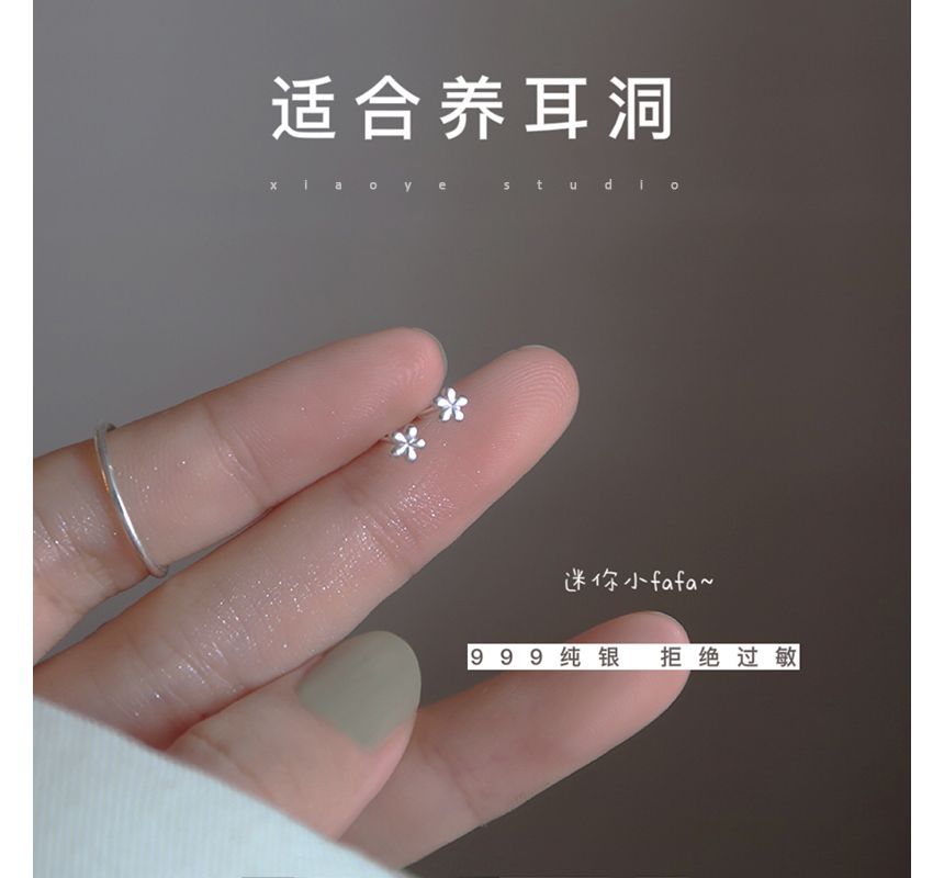 Stud Silver Floral Earring