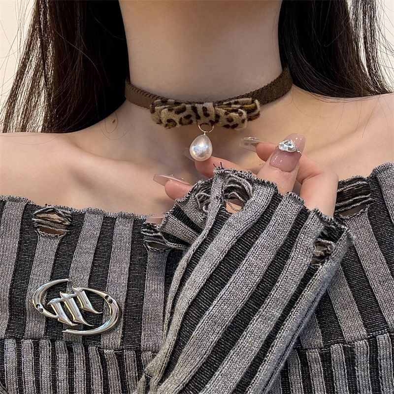Print Bow Pearl Pendant Faux Choker Droplet Leopard