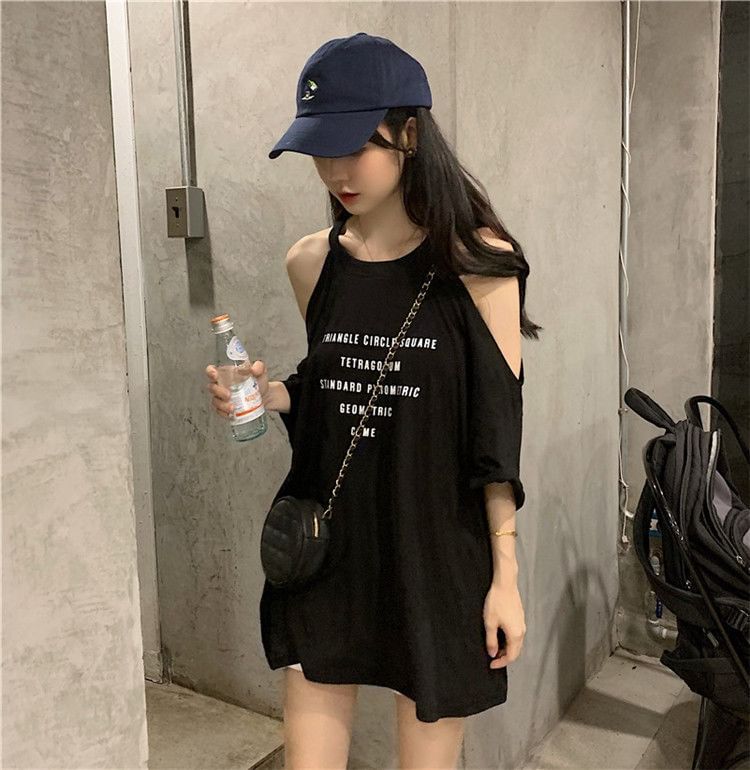 Cold Print Neck Crew 3/4-Sleeve Lettering Shoulder T-Shirt