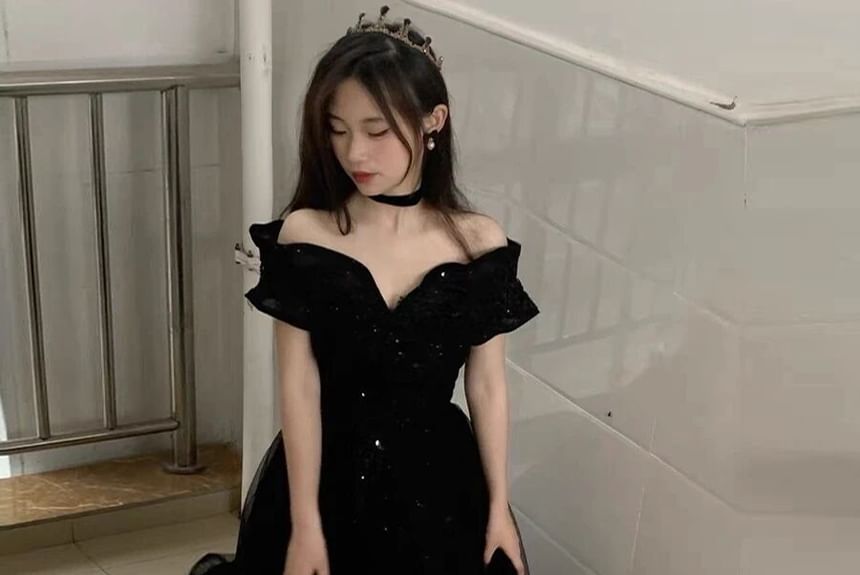 Sequin Plain A-Line Shoulder Short-Sleeve Evening Mesh Gown Off