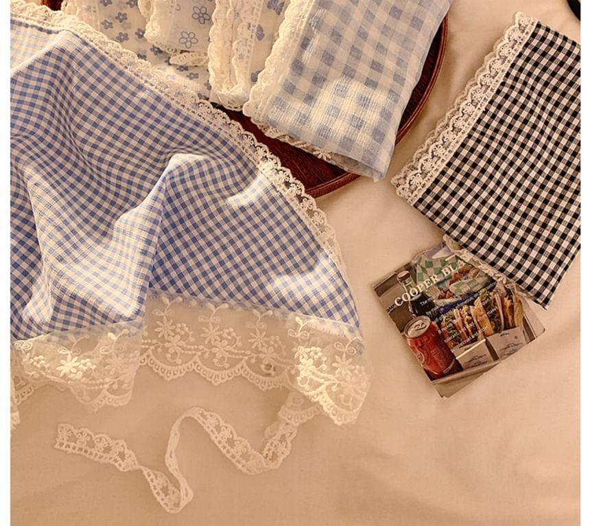 Scarf Lace (Various Plaid Triangle Designs) Trim Head