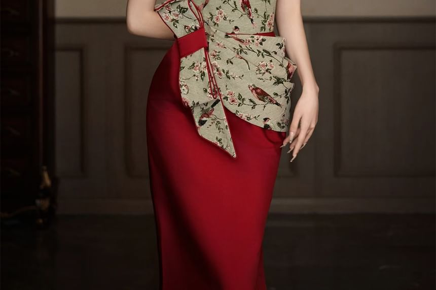 Floral Evening Bow Strapless Sheath Gown