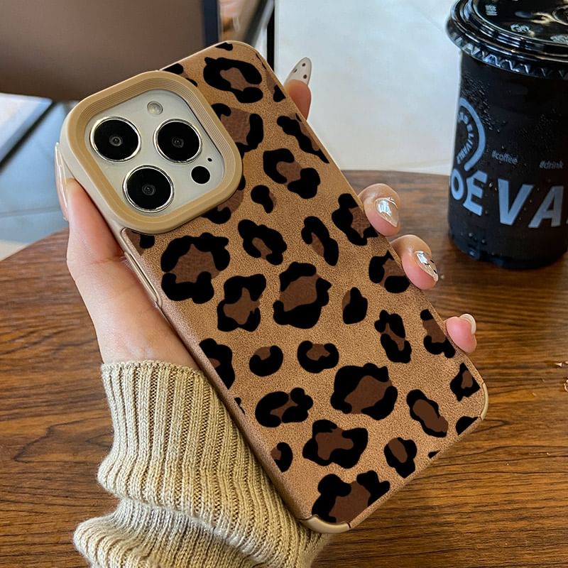 Phone Leopard Print Case