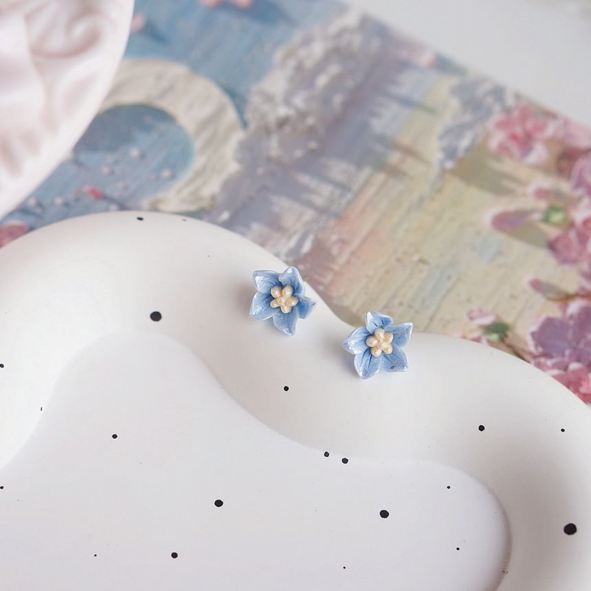 On / Earring Flower Stud Clip