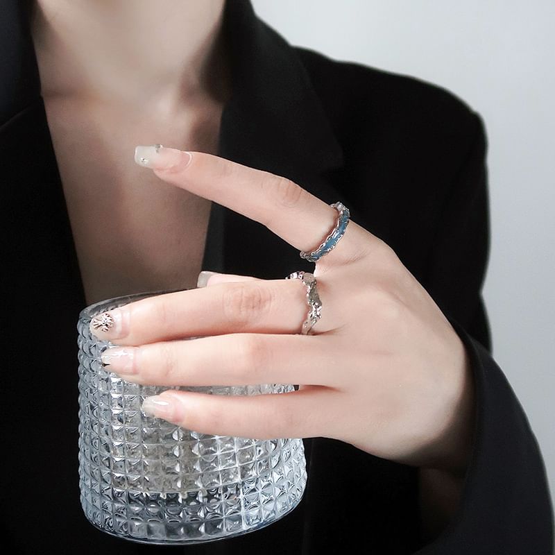 Metal Ring Geometric