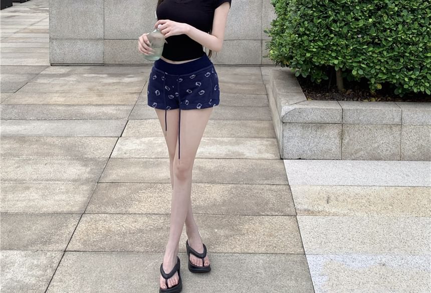 Slim Tee Fit Crop Plain V-Neck Short-Sleeve