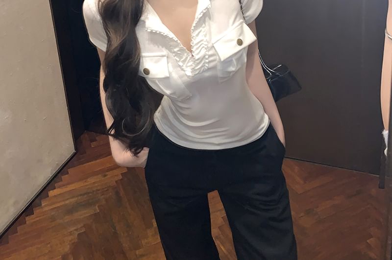 Plain Collar Short-Sleeve Slim Tee Fit