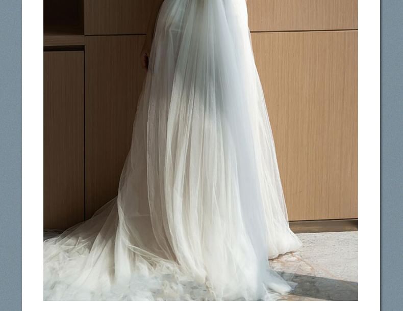 Off-Shoulder Plain Floral Accent Trained Mesh A-Line Wedding Gown