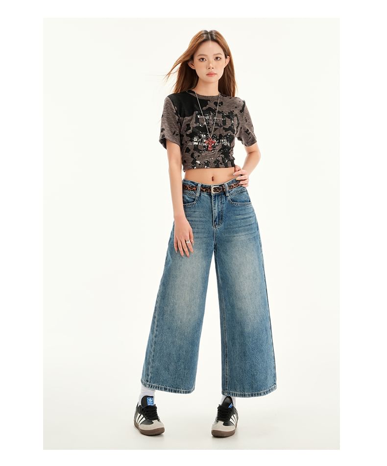 Mid Wide Rise Leg Washed Cropped Jeans