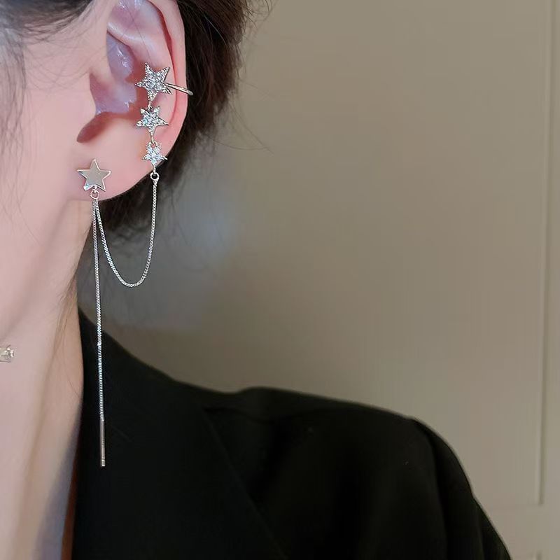 Cuff Earring Chained Star