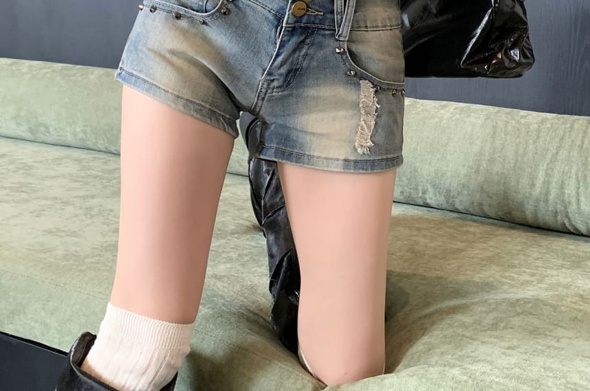 Distressed Rise Studded Denim Washed Mid Shorts