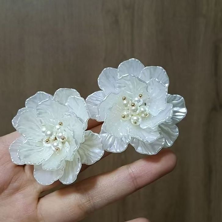 Statement Floral Pearl Earring Faux Alloy