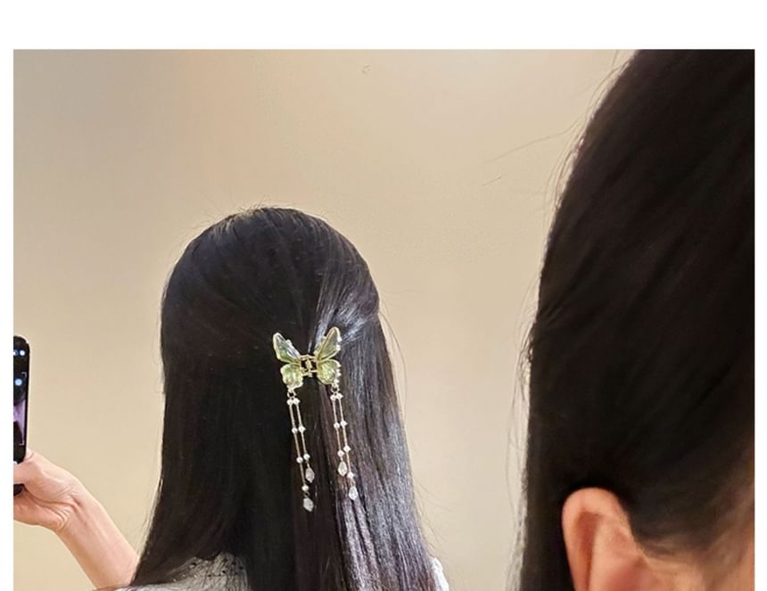 Butterfly Fringed Pearl Claw Hair Faux