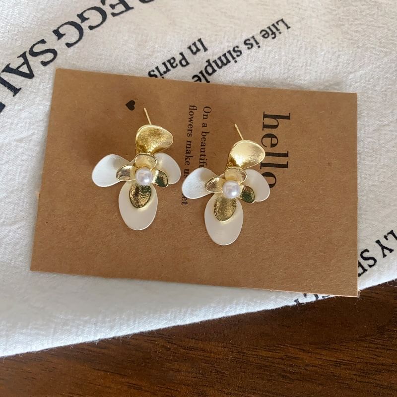 Pearl Faux Stud Tone Two Flower Earring