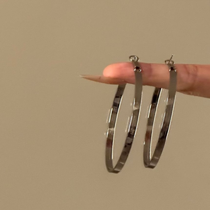 Leverback Hoop Shiny Earring