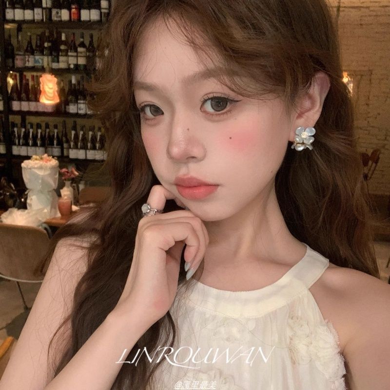 Acrylic Earring Alloy Floral Stud