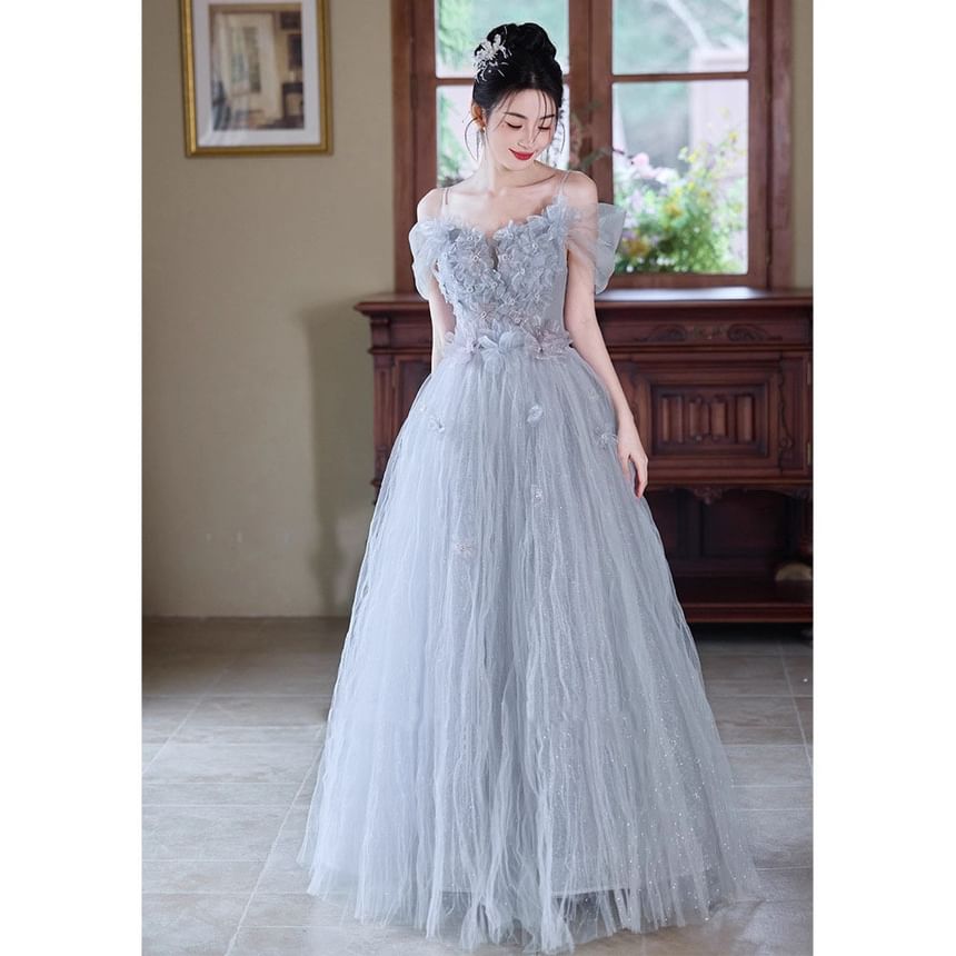 Strap A-Line Flower Mesh Gown Accent Evening Spaghetti