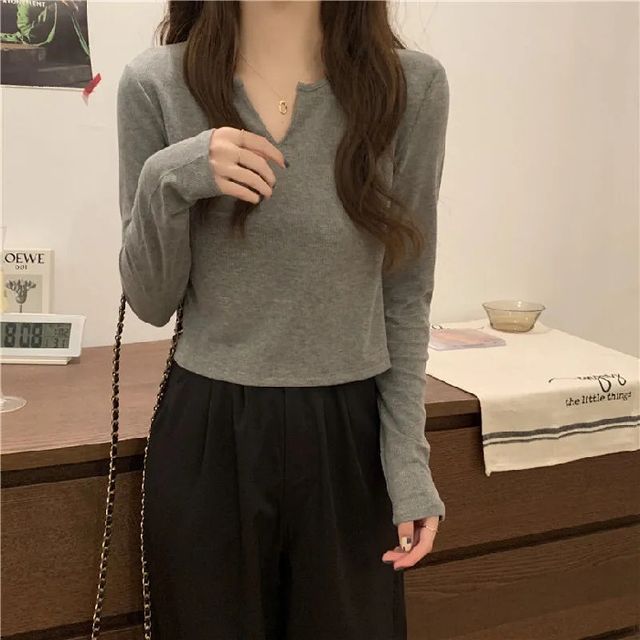 Plain Neck Long-Sleeve Notch T-Shirt