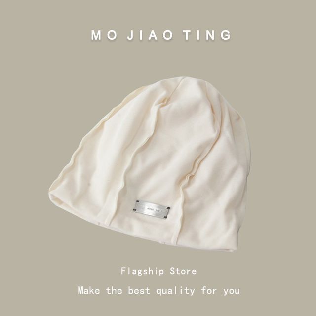 Beanie Buckled Metal