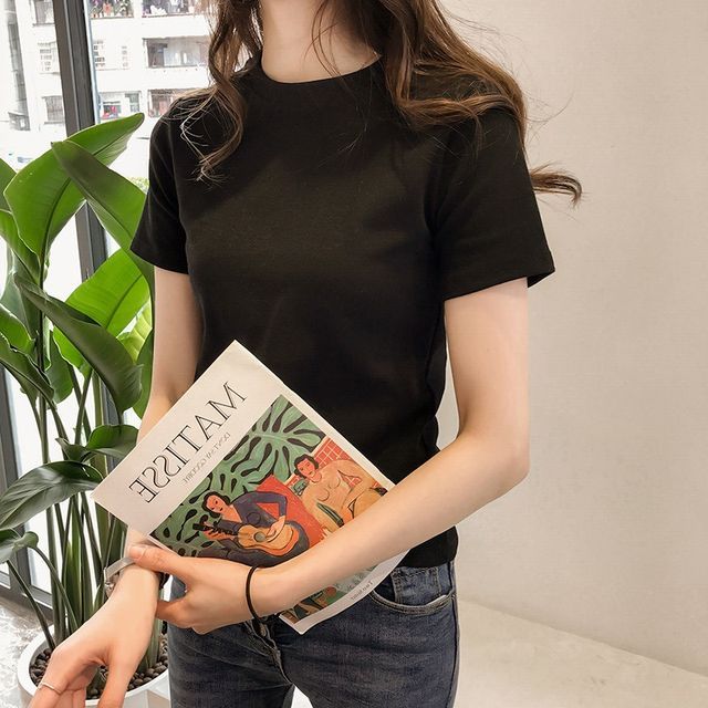Plain Neck Short-Sleeve Round Tee