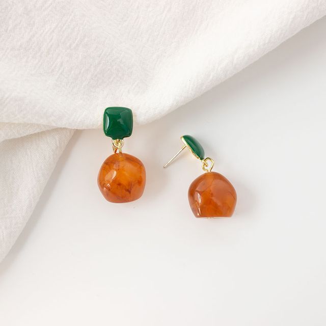 Earring Drop On Geometric Clip /