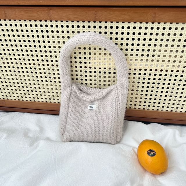 Shoulder Applique Label Plain Knit Bag