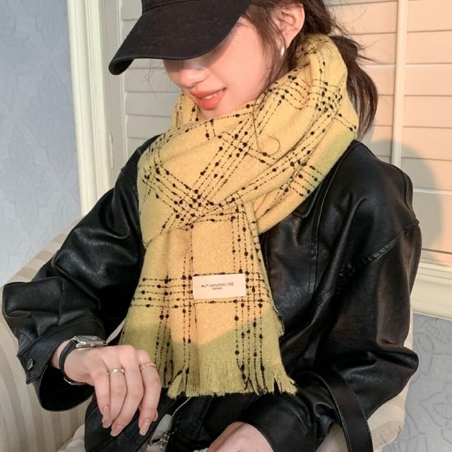 Plaid Frayed Scarf