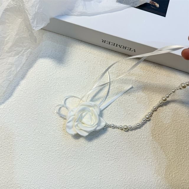 Ribbon Rose Choker
