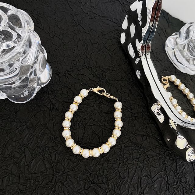 Pearl Faux Phone Strap (Various Designs)