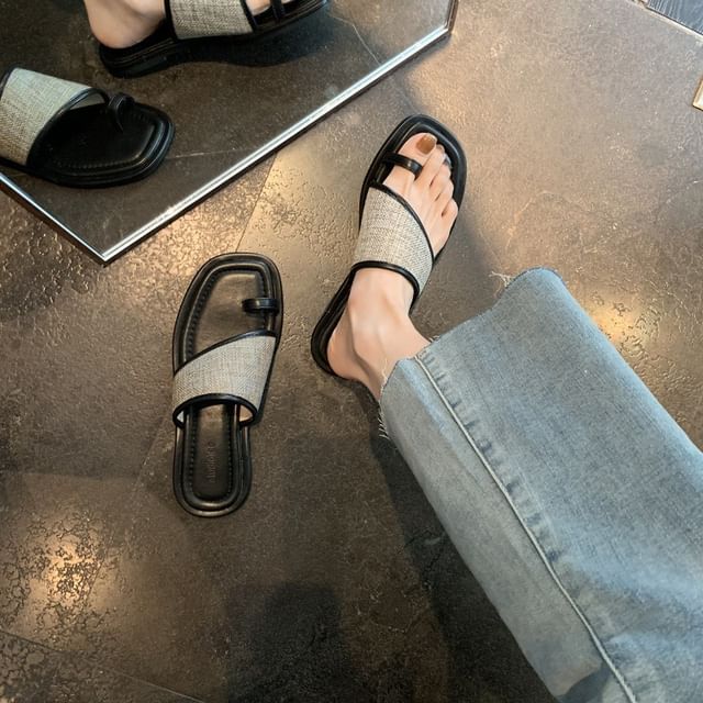 Loop Slide Sandals Toe