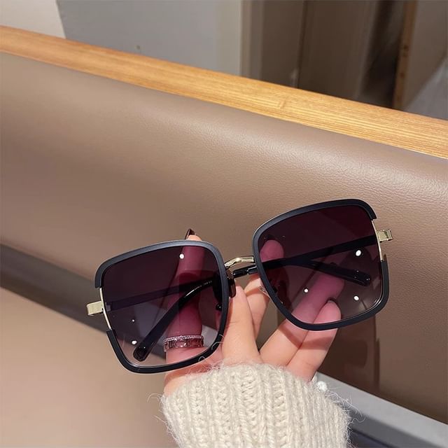 Sunglasses Oversized Square