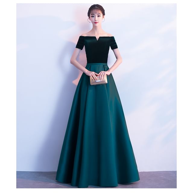 Ball Gown Plain Off-Shoulder A-Line