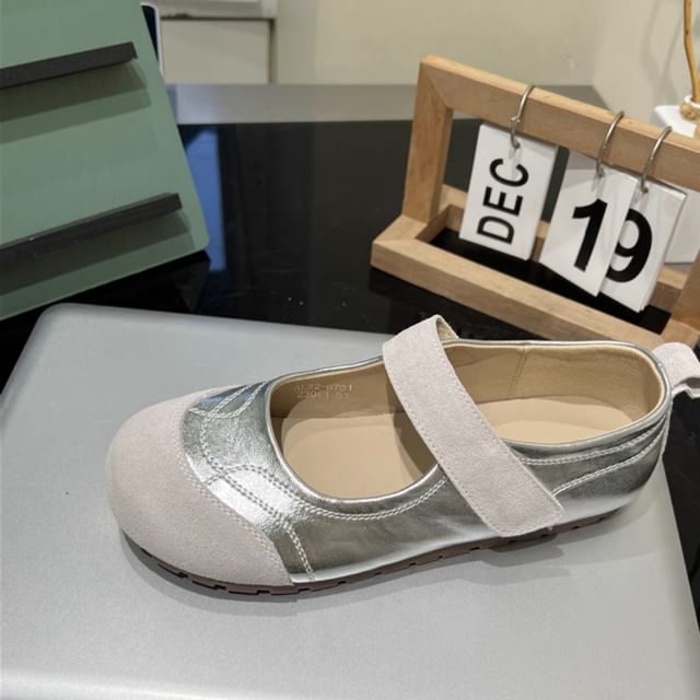 Jane Faux Mary Toe Strap Adhesive Round Leather Shoes