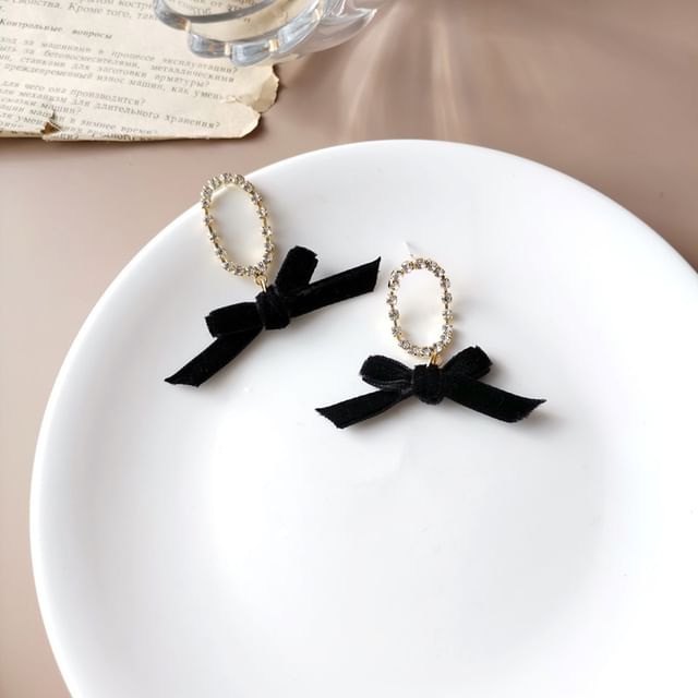 Earring / Dangle Clip Ribbon On