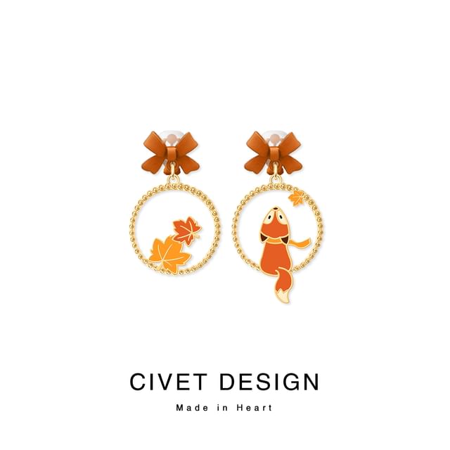 On Fox Clip / Hoop Earring