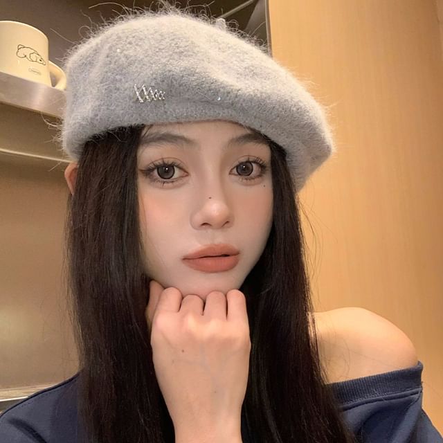 Knit Accent Rhinestone Beret