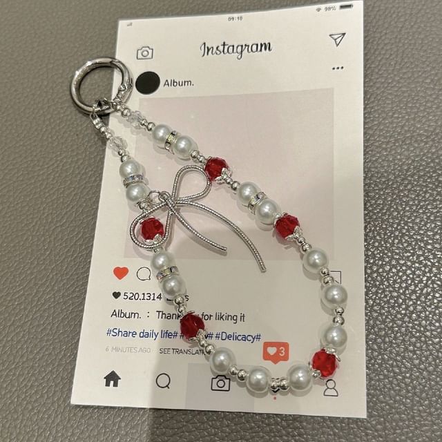 Pearl Strap Phone Faux Lanyard with Bow Pad