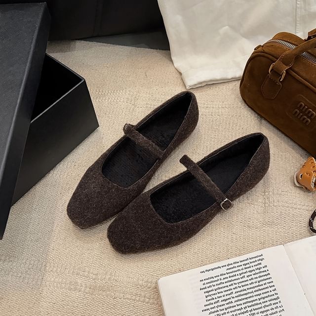 Toe Mary Jane Square Flats