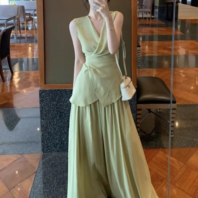 A-Line Plain Elastic Skirt Tank + Top Asymmetrical V-Neck Set: Waist Maxi