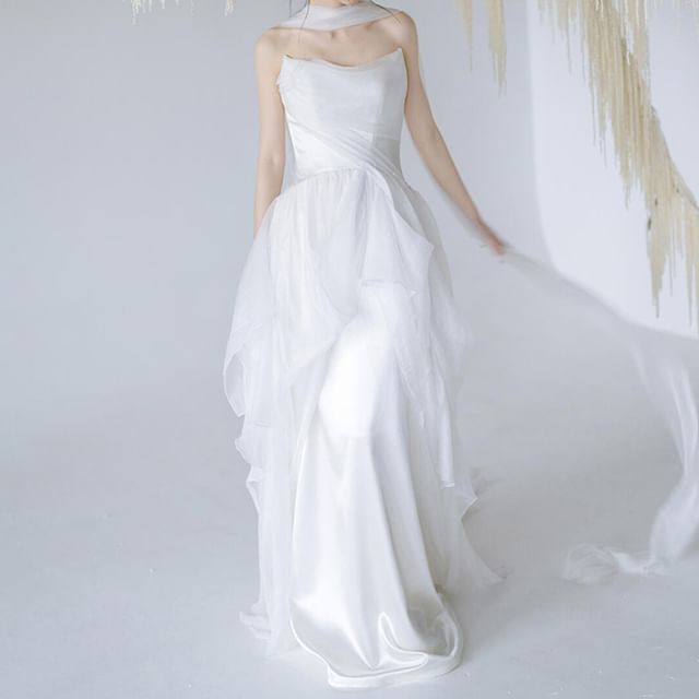 Set: Strapless Plain Mesh Panel A-Line Wedding Gown + Scarf