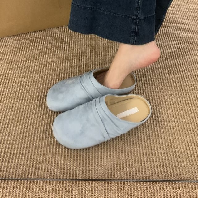 Plain Mules