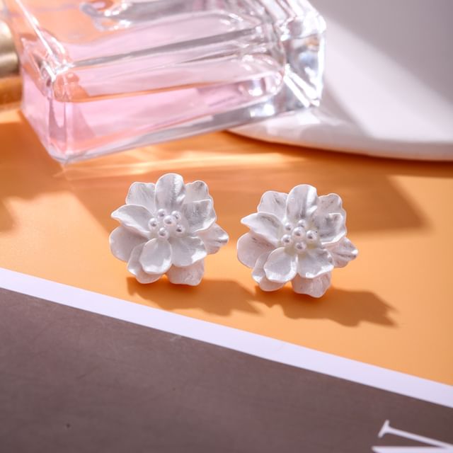 Stud Earring Flower Faux Pearl